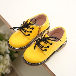 Καθημερινά παιδικά παπούτσια για κορίτσια - 3 μοντέλα - μαύρο, κίτρινο, κυκλάμινο χρώμα από τεχνητό δέρμα