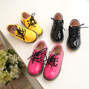 Καθημερινά παιδικά παπούτσια για κορίτσια - 3 μοντέλα - μαύρο, κίτρινο, κυκλάμινο χρώμα από τεχνητό δέρμα