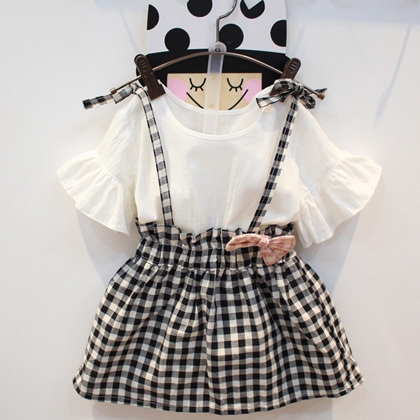 Детска рокличка за момичета с карирана поличка един модел.