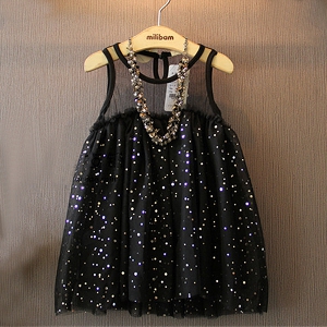 Детска черна рокля с пайети за малки принцеси.