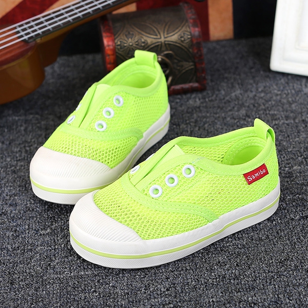 Παιδικά ανοιξιάτικα πάνινα παπούτσια για αγόρια και κορίτσια σε μπλε, κόκκινο, πράσινο και μαύρο χρώμα