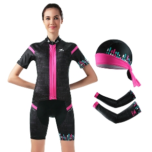 Γυναικεία αθλητική φόρμα ποδηλασίας σε μαύρο και κυκλάμινο -  καπέλο και μανίκια