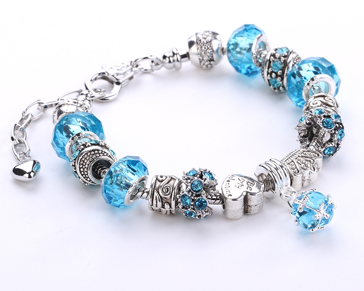 Дамски гривни