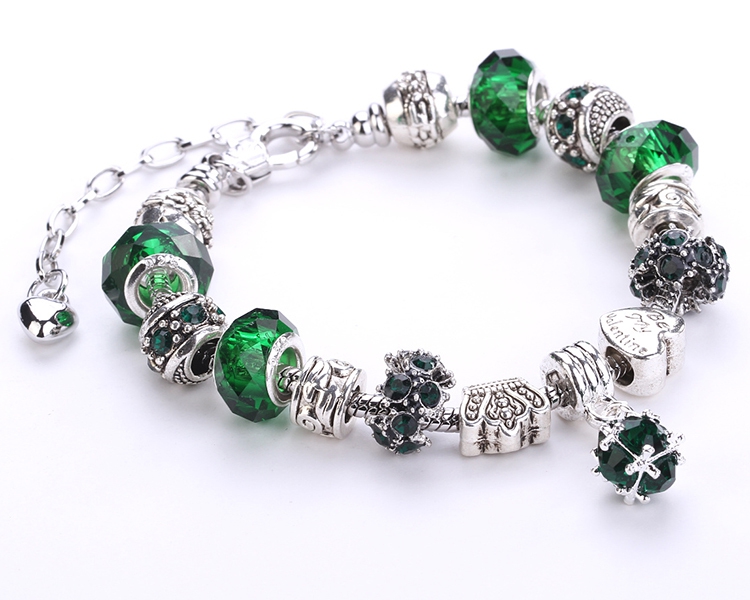 Дамски гривни