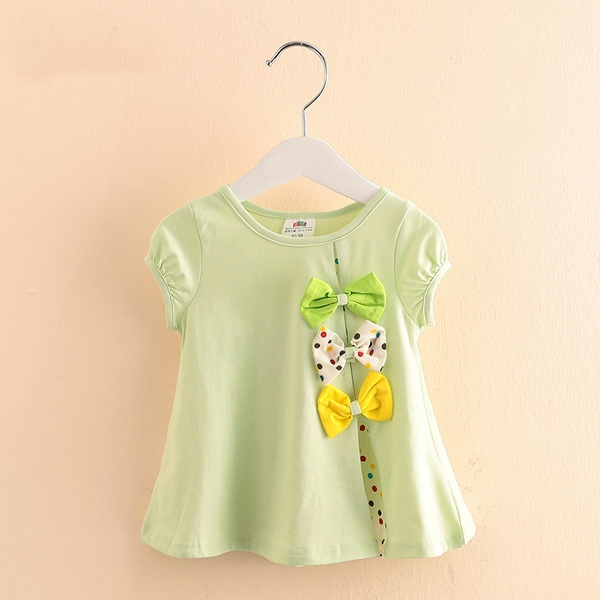 Детски разкроени тениски за момичета в осем топли цвята.