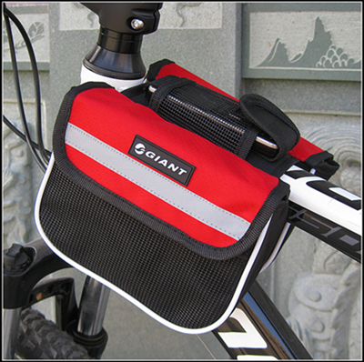 Чанта за велосипед GIANT черен червен и син цвят