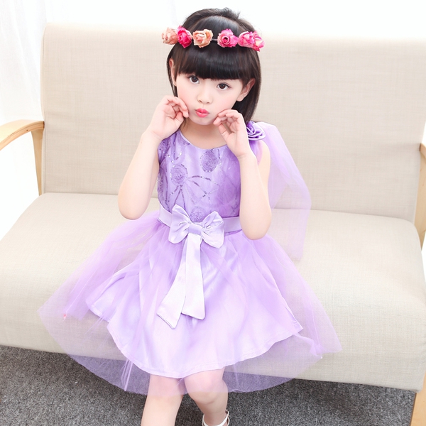 Детски шифонени рокли с панделка за момичета в розов,червен и лилав цвят 