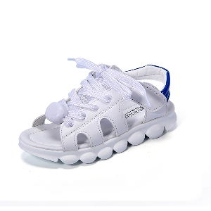 Детски сандали с мека и удобна подметка в бял цвят 
