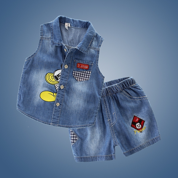 Παιδική καλοκαιρινή φόρμα τζιν με ζωντανή εκτύπωση και σύντομο σορτς