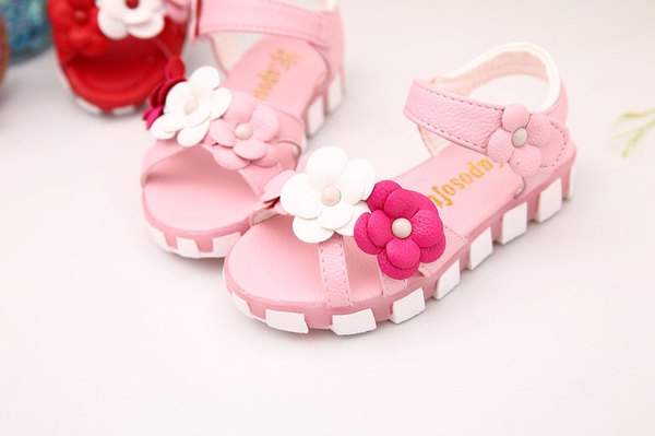 Παιδικά σανδάλια για τα κορίτσια λευκό και ροζ λουλούδια