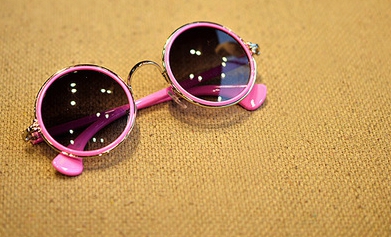 Детски слънчеви очила за момчета и момичета в ретро стил - лилави, бели, розови рамки
