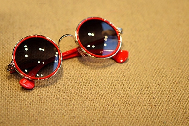 Детски слънчеви очила за момчета и момичета в ретро стил - лилави, бели, розови рамки