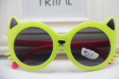 Детски очила за малки момчета и момичета с ушенца - сини, червени, жълти, зелени рамки