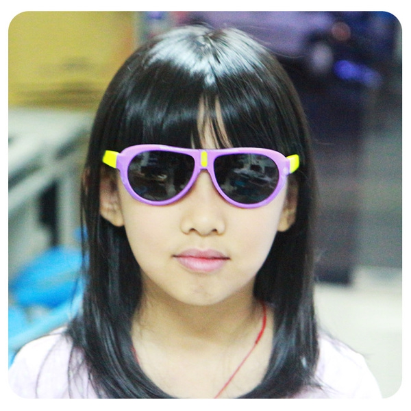 Детски слънчеви очила за момчета и момичета с безопасни и меки рамки - жълти, сини, червени и други дизайни