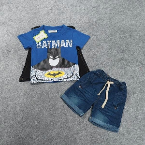Детски комплект Батман с блуза и къс панталон за момчета