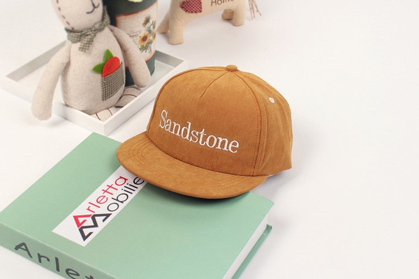 Детски шапки за момичета и момчета - розов,кафяв,зелен,сив и син цвят 