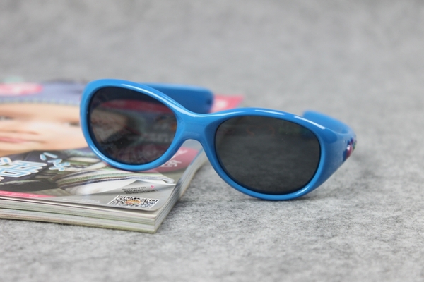 Детски летни очила за момчета и момичета с червени, жълти сини, розови, оранжеви и червени рамки