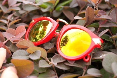Детски слънчеви очила с огледални стъкла за момчета и момичета
