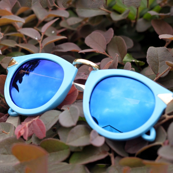 Детски слънчеви очила с огледални стъкла за момчета и момичета