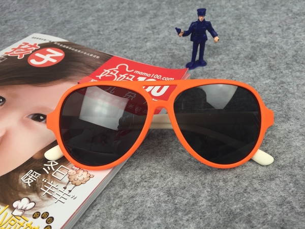 Детски слънчеви сгъваеми очила с огледални стъкла и цветове на рамките: жълти, розови, сини, зелени