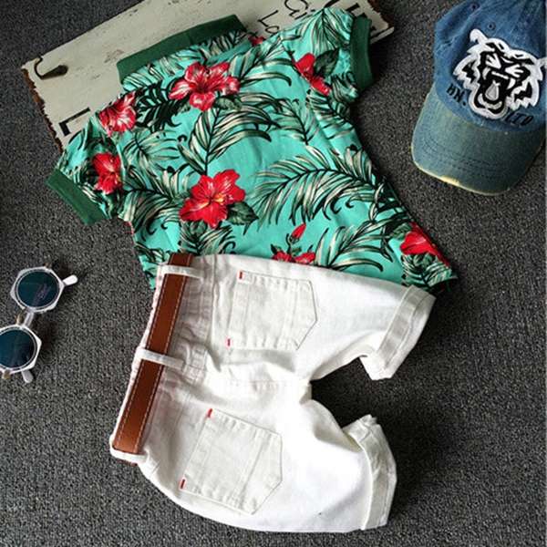 Παιδικό κομψό σετ για αγόρια δύο τεμαχίων.