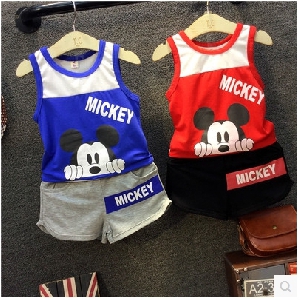 Детски комплект Мики Маус потник и къси панталони за момчета.