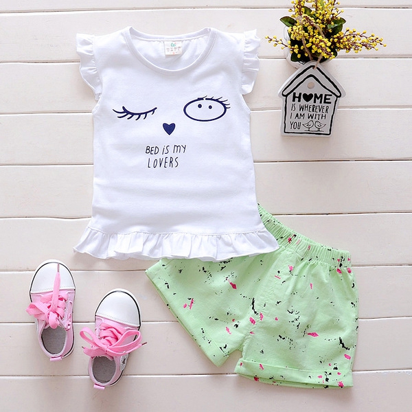 Детски комплект за момичета от къс панталон и блуза в розов , жълт и зелен цвят