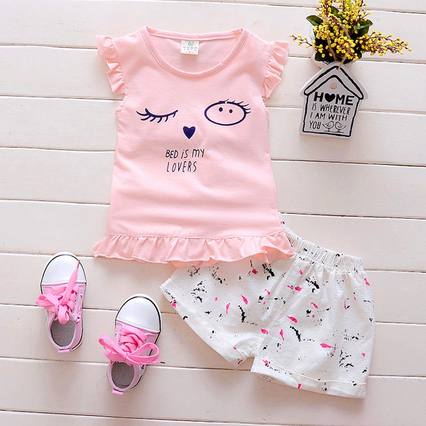 Детски комплект за момичета от къс панталон и блуза в розов , жълт и зелен цвят