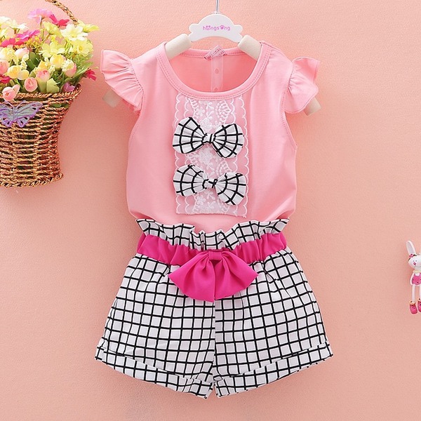 Παιδικό σετ μπλουζάκι με κοντό μανίκι και τα σορτς με ζώνη