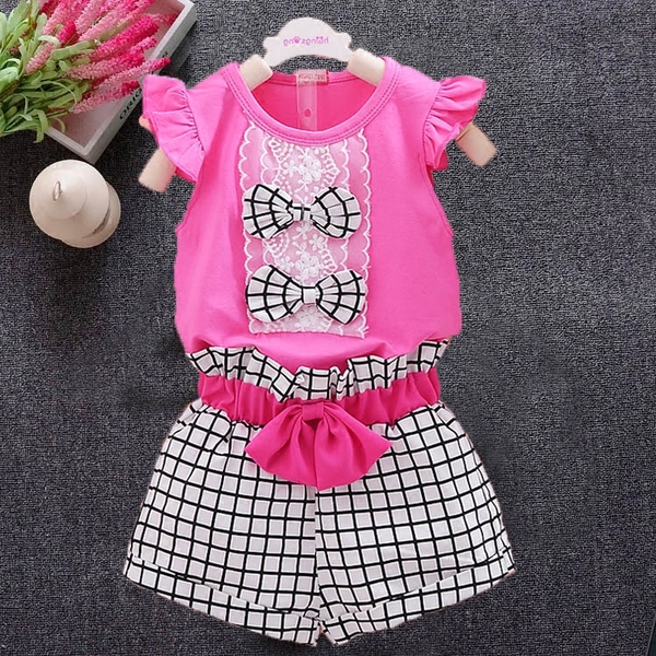 Παιδικό σετ μπλουζάκι με κοντό μανίκι και τα σορτς με ζώνη