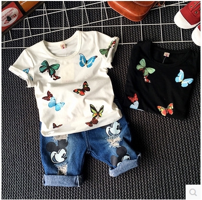 Детски бели и черни тениски за момичета с пеперуди.