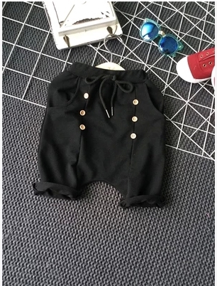 Черни детски къси панталони за момчета тип шавари.