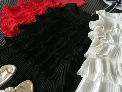 Детски шифонени роклички за малки принцеси -бял,черен и червен цвят.