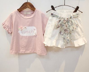 Παιδικό σετ για κορίτσια-  ροζ μπλουζάκι  και λευκό σορτς