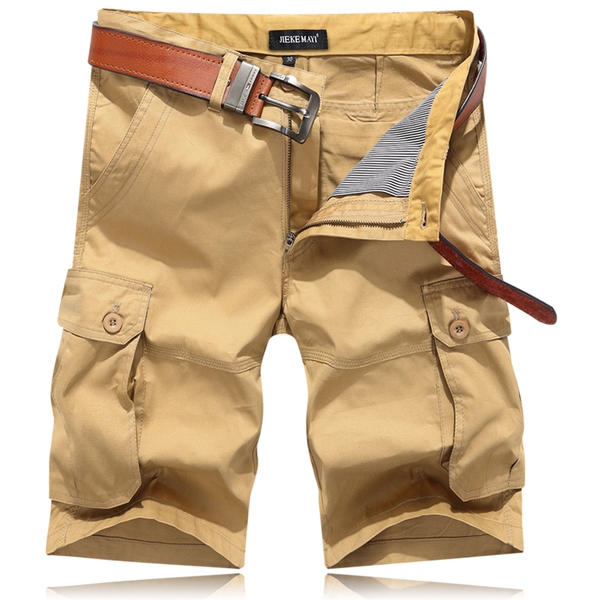 Къси мъжки панталони в черен,червен,бежов,зелен и син цвят 