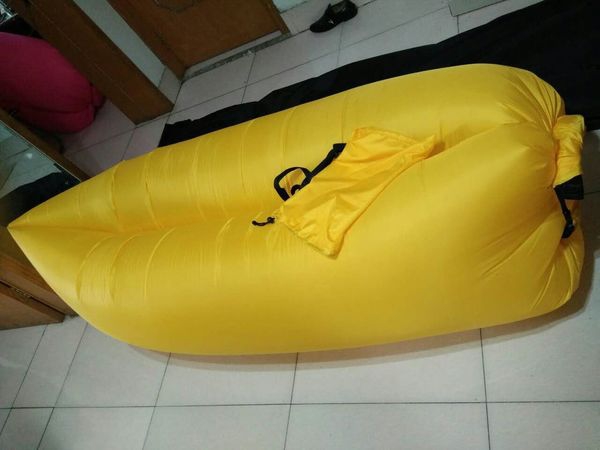 Надуваеми дюшеци за плаж и планина - модели и цветове: червени, сини, лилави за мъже, жени и деца