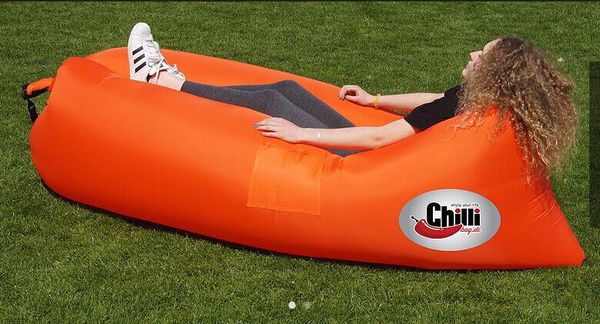 Надуваеми дюшеци за плаж и планина - модели и цветове: червени, сини, лилави за мъже, жени и деца