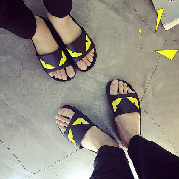 Άρρεν μαύρο παντόφλες καουτσούκ