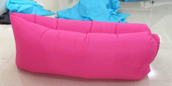 Надуваем диван за къмпинг в черен, розов, оранжев, зелен, син и лилав цвят