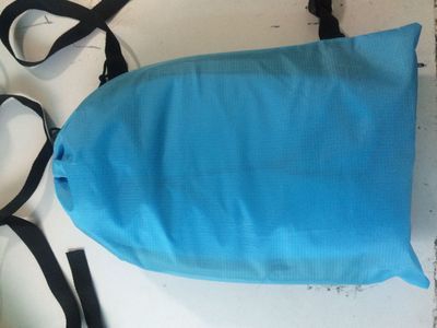 Надуваем диван за къмпинг в черен, розов, оранжев, зелен, син и лилав цвят