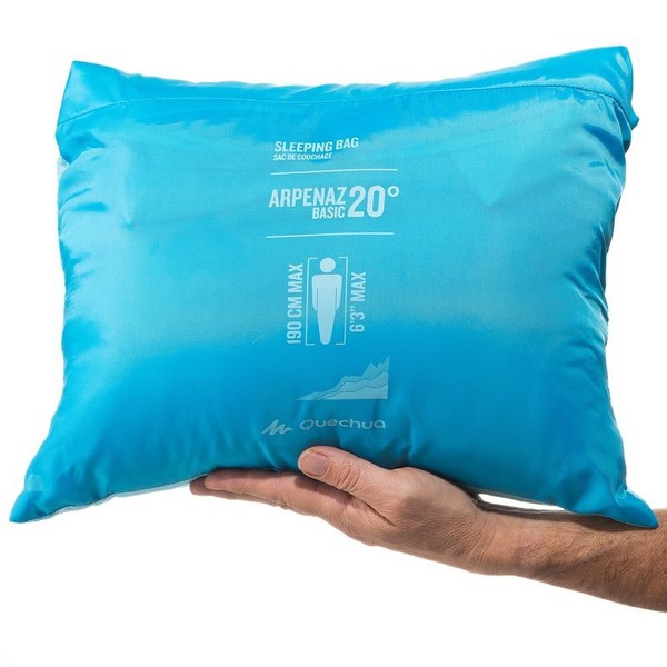 Спален чувал подходящ за спане на открито в три цвята