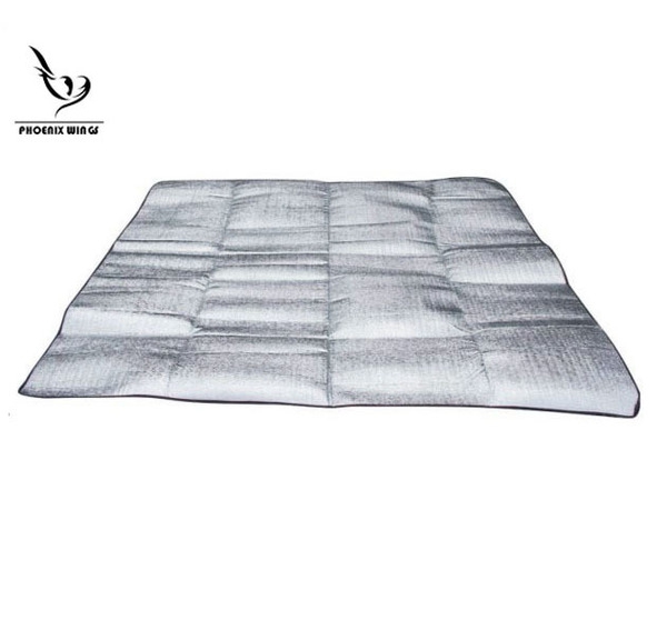 Постелка за къмпинг