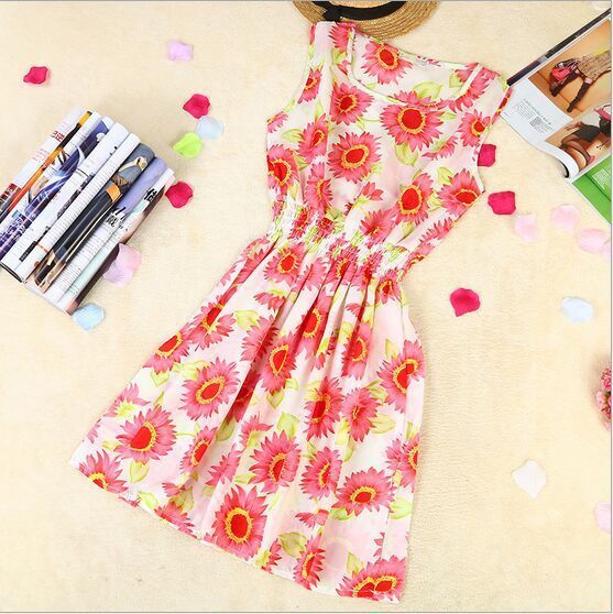 Лятно изкушение от рокли в пъстри цветове