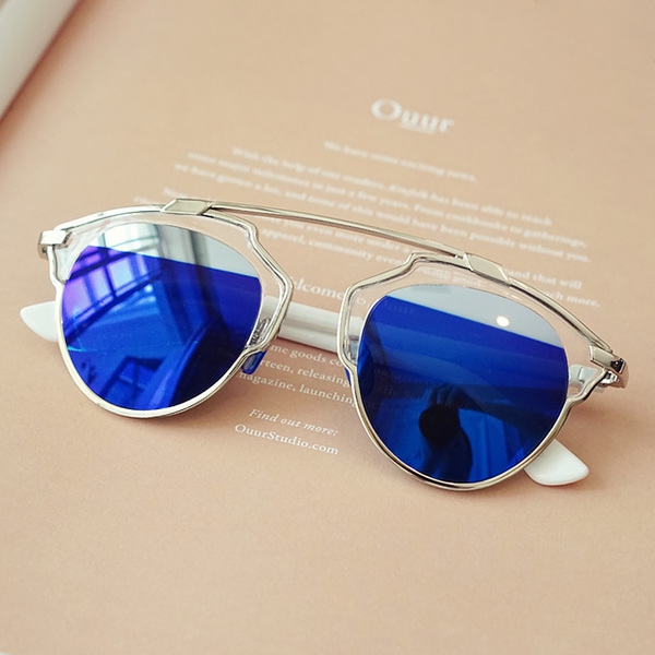 Слънчеви очила с огледални отблясъци Хит за Летния сезон