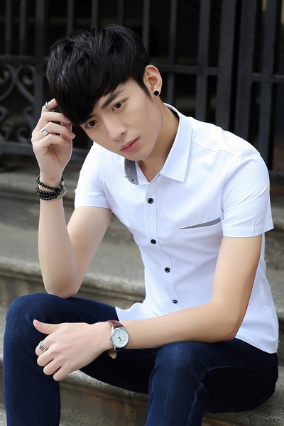 Ανδρικά κοντομάνικα βαμβακερα καλοκαιρινά ποκάμισα  σε λευκό και μπλε χρώμα