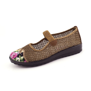 Γυναικεία παπούτσια σε καφέ και κυκλάμινο χρώμα με πολύχρωμα μοτίβα