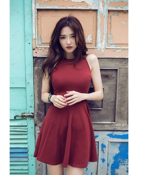 Дамска къса лятна слим рокля 2016 - виненочервена и черна