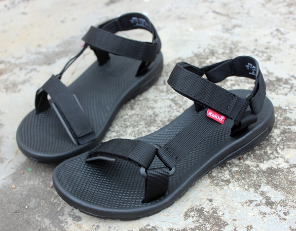 Черни мъжки сандали подходящи за лятото - 1 модел 