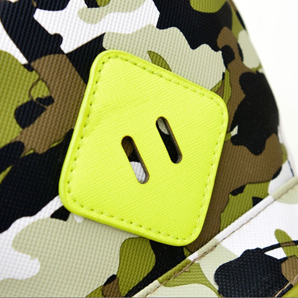 Άνετες ανδρικές σάντες καμουφλάζ κατάλληλες για την  καθημερινή χρήση και ταξίδια σε μπλε και πράσινο χρώμα