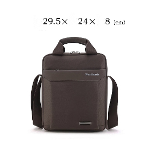 Ανδρική τσάντα  δύο διαφορετικών μεγεθών - για καθημερινή χρήση, tablet ή φορητό υπολογιστή